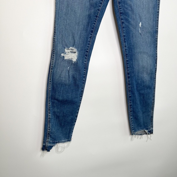 Madewell Jeans Curvy High-Rise Skinny Jeans - Picture 4 of 10